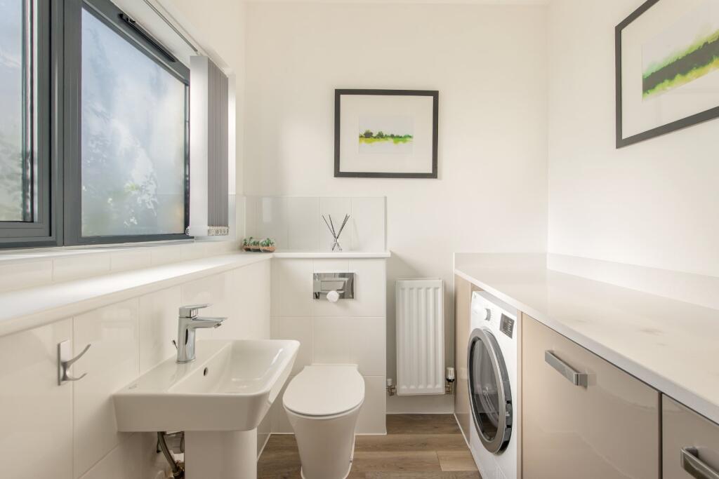 House in Cambridge, Trumpington - More