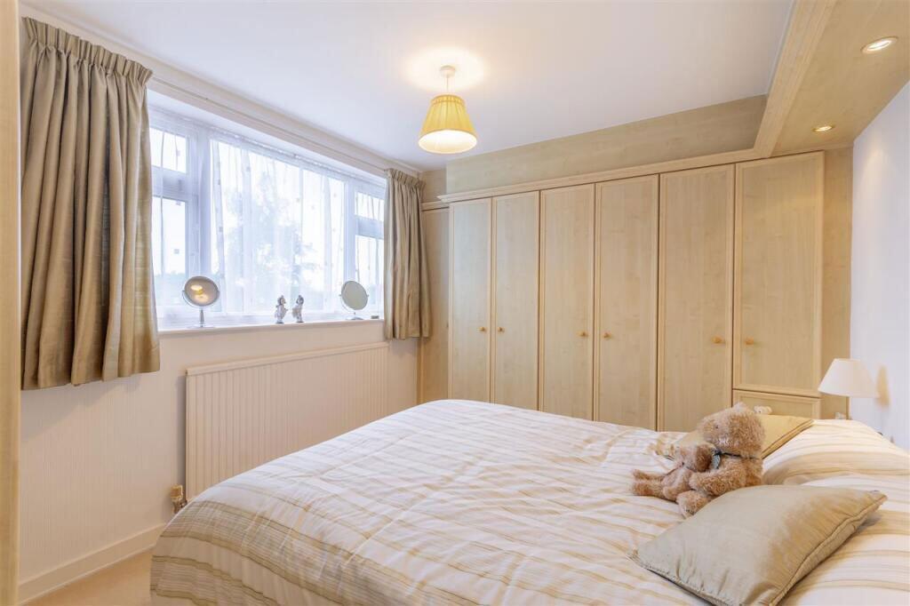 House in Broxtowe, Brinsley - More