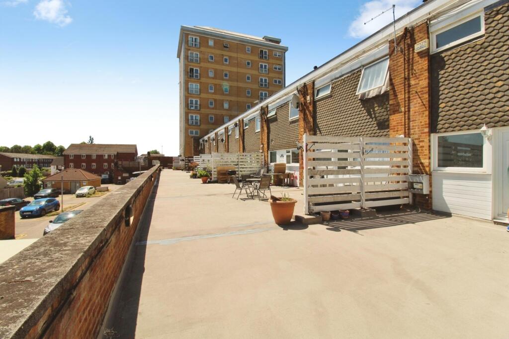 Main image of property: High Road, Broxbourne
