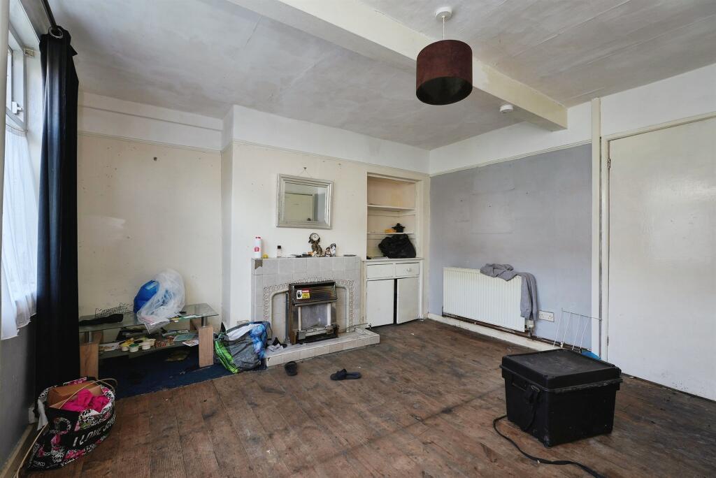 House in Bradford - View 2