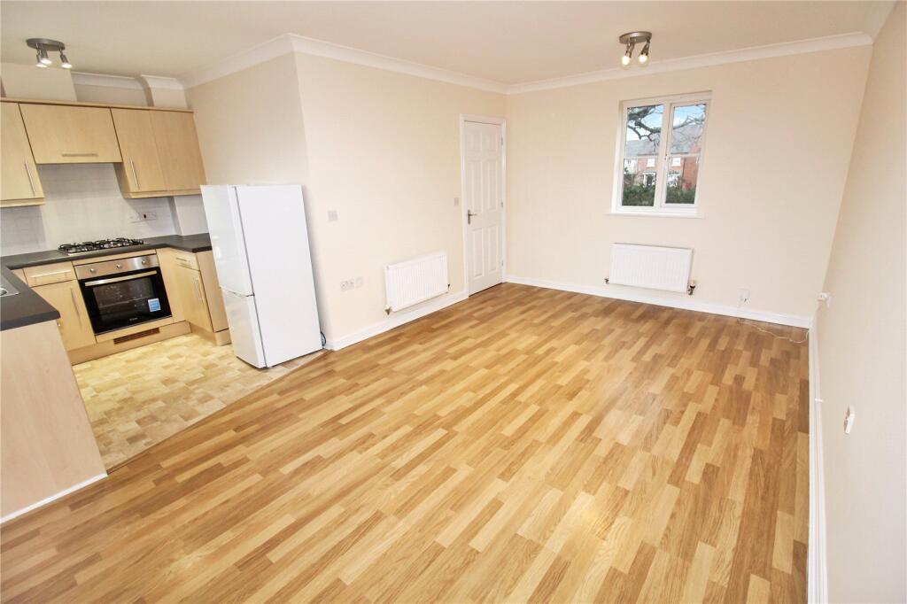 Zakopane Road, Haydon End, Swindon, Wiltshire, SN25 - View 2