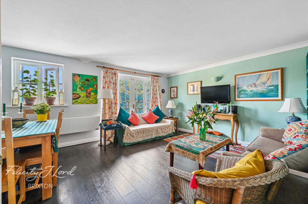 Apartment in London, Stockwell Park, Stockwell - View 2