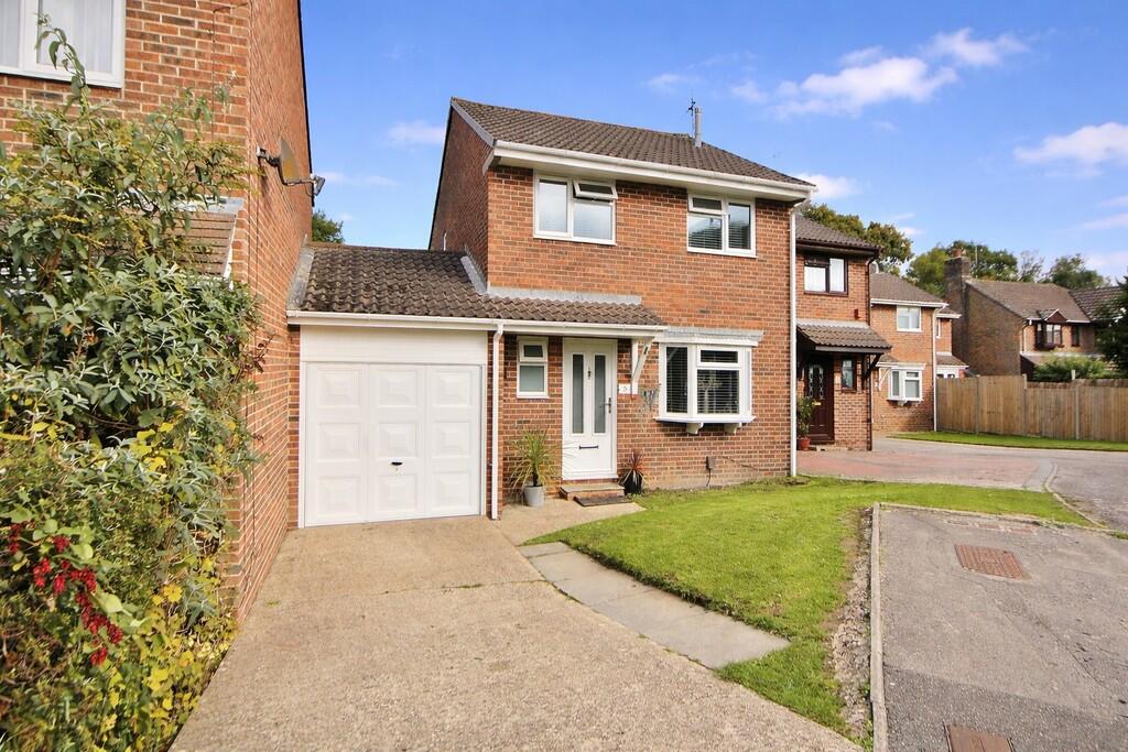 Main image of property: Tanglewood Close, Purbrook