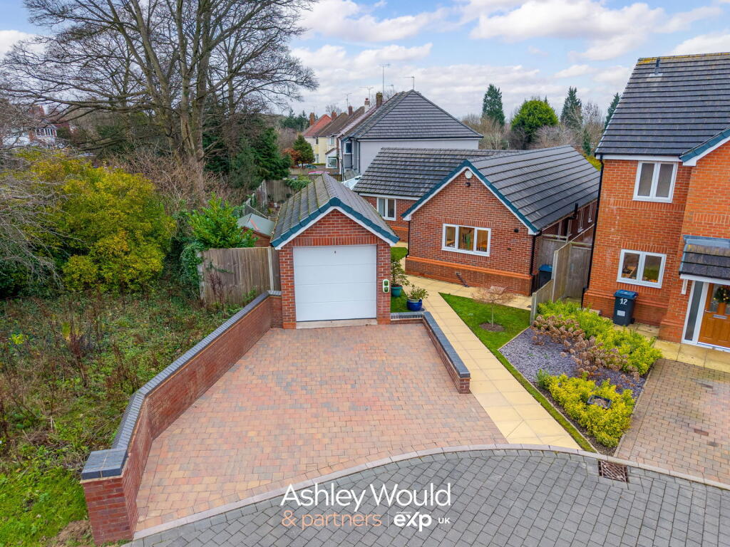 Main image of property: The Green, Quinton, B32 1BF