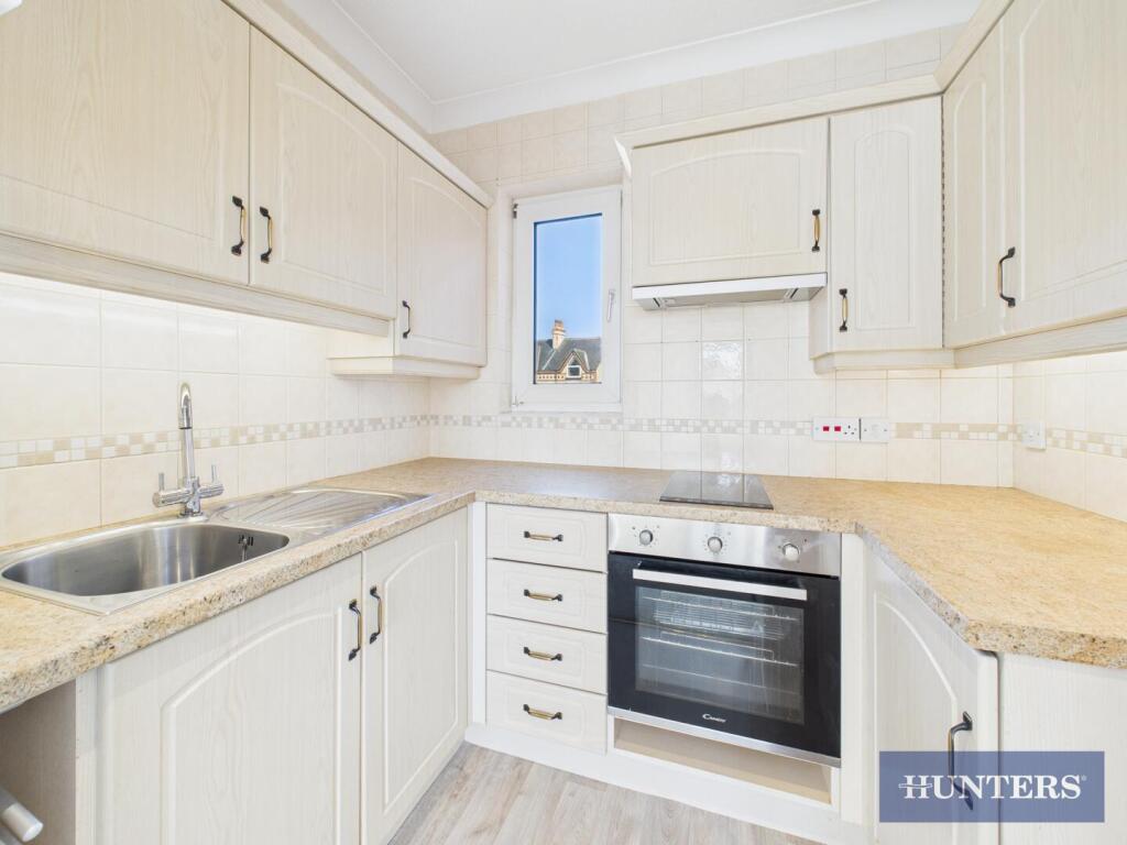 Apartment in Filey, North Yorkshire - View 3