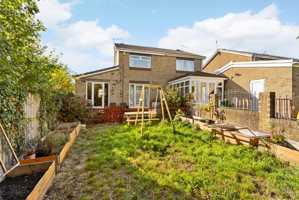Boundary Green, Rotherham, S62 photo 3