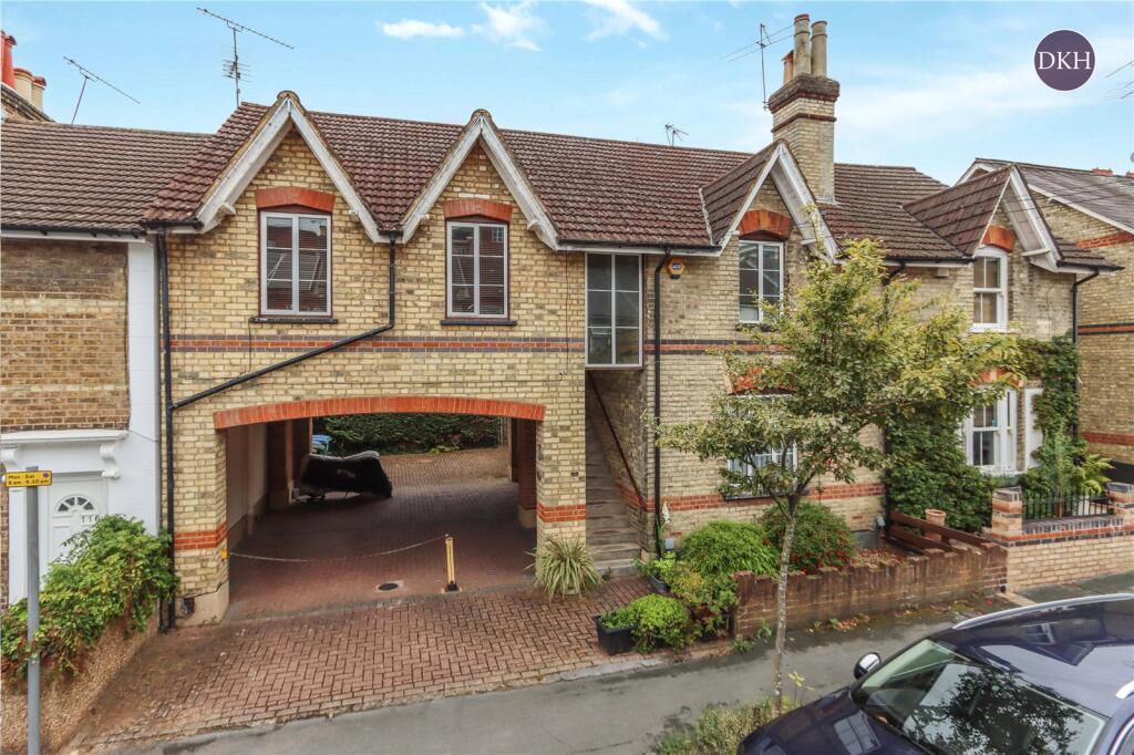 Main image of property: Estcourt Road, Watford