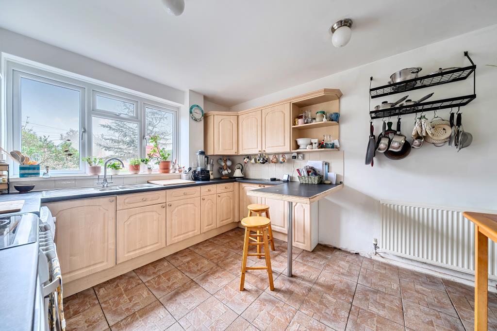 Maidenhead, Berkshire, SL6 photo 4