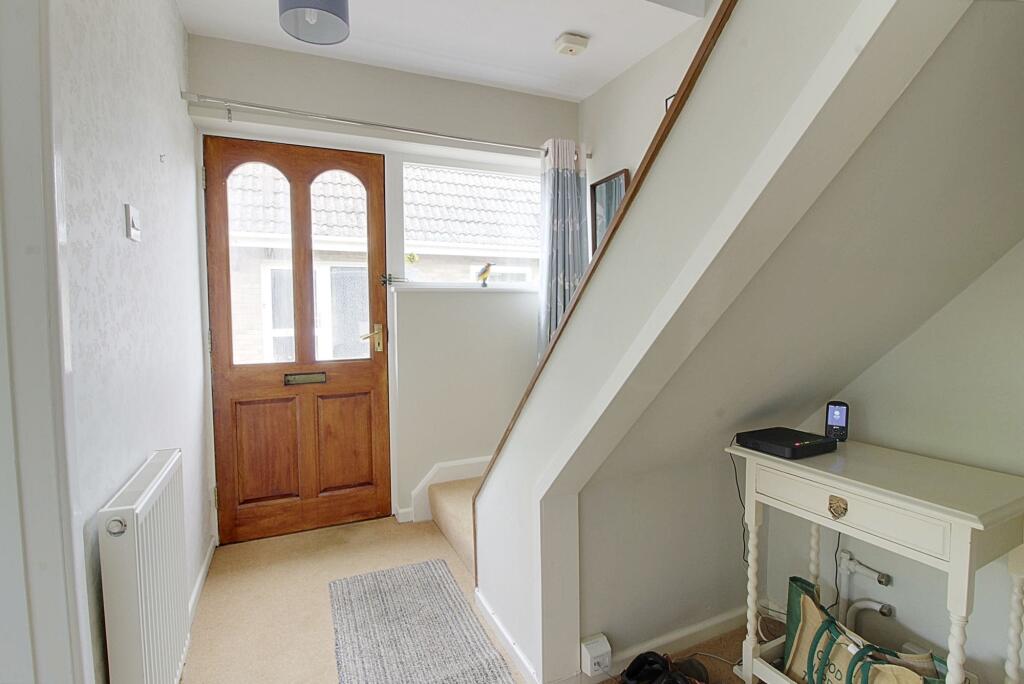 Seargeants Close, Newborough, PE6 photo 3