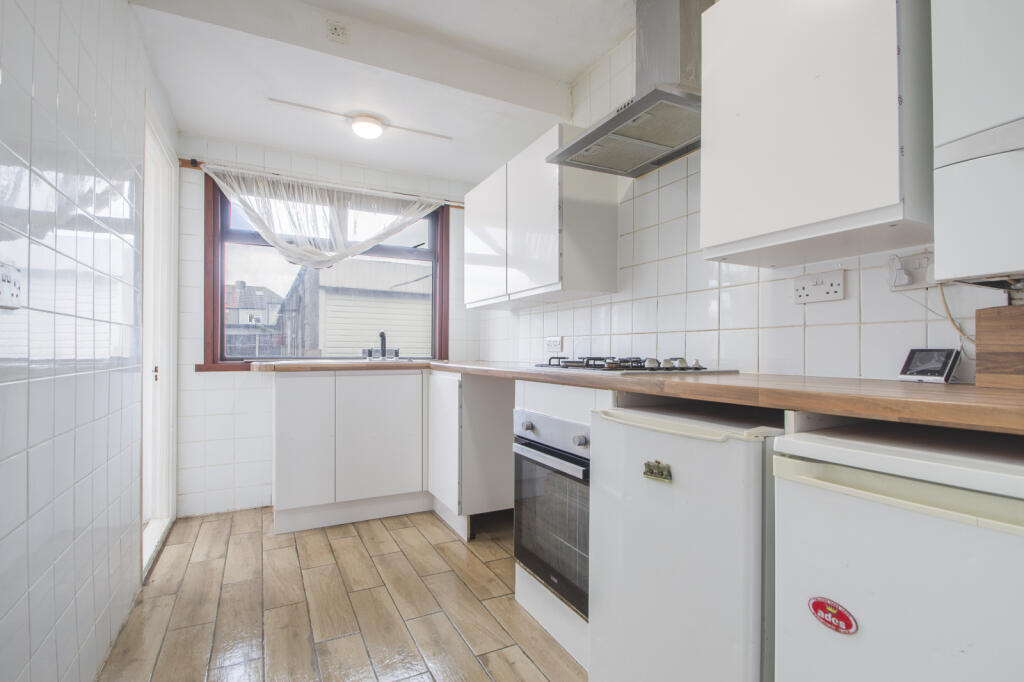 House in London, Crook Log, Welling - View 4