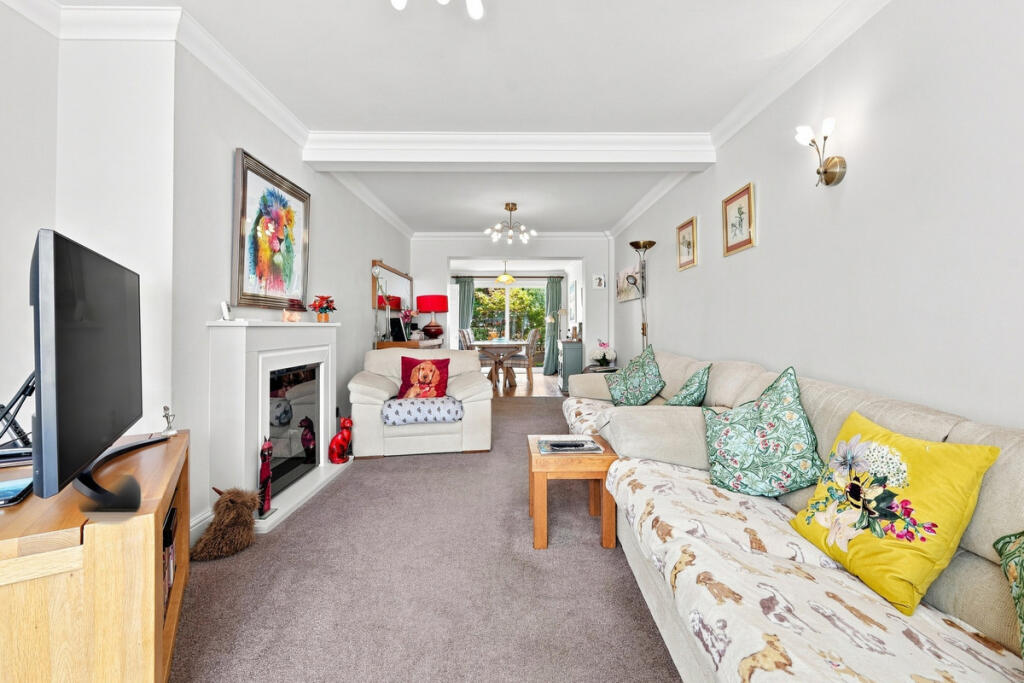 House in Basildon, Essex - View 4