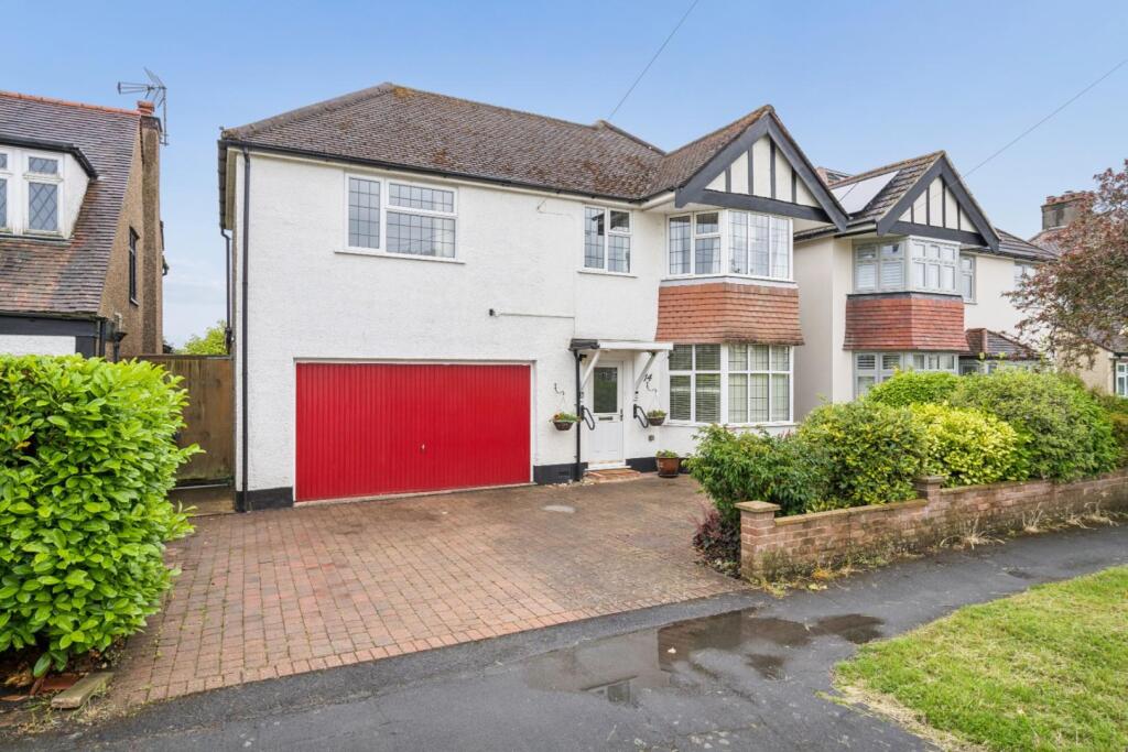 Main image of property: The Drive, Amersham, Buckinghamshire, HP7 9AA