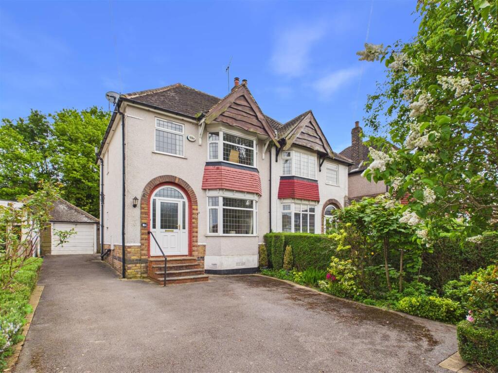 3-bed semi-detached on Hemper Lane, Sheffield, £350,000