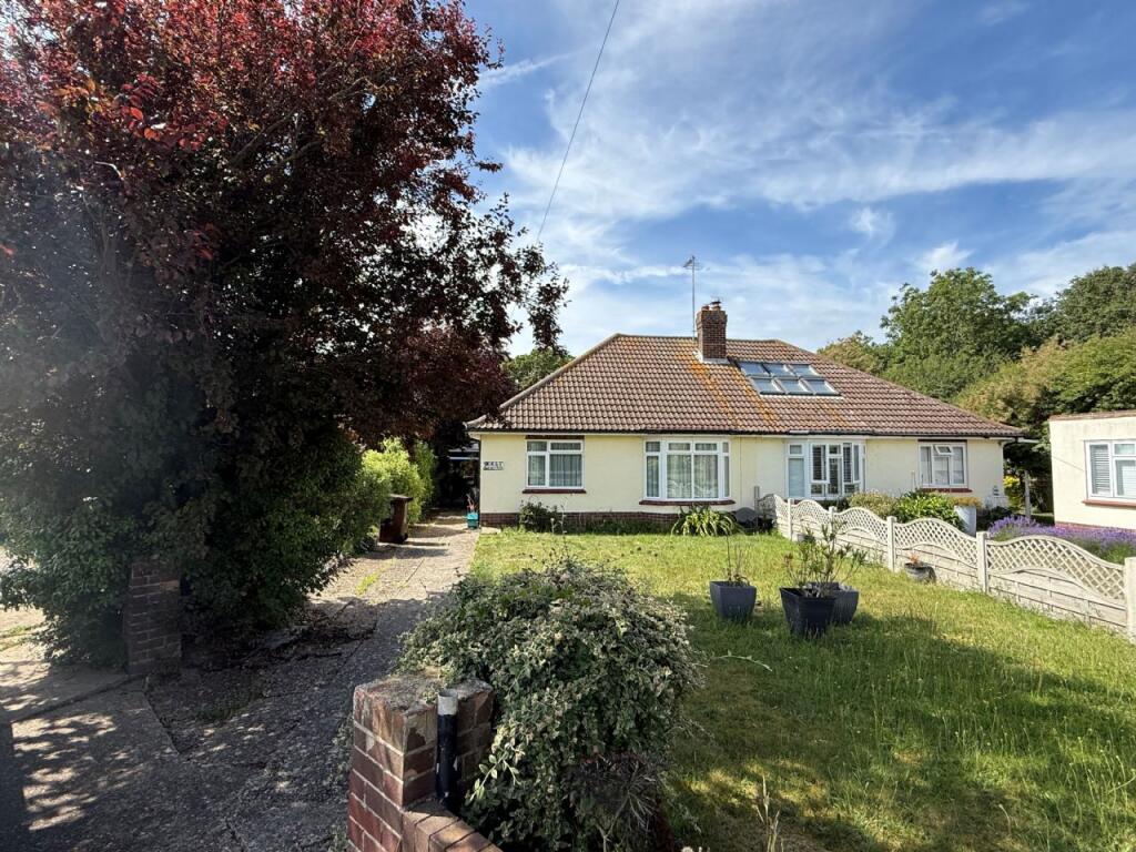 Main image of property: QUENDON WAY, FRINTON-ON-SEA
