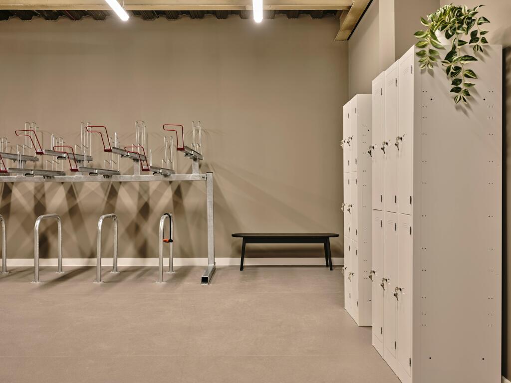 36 Leadenhall Street Bike Store.jpg