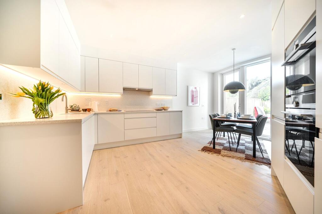 House in Canterbury - View 4