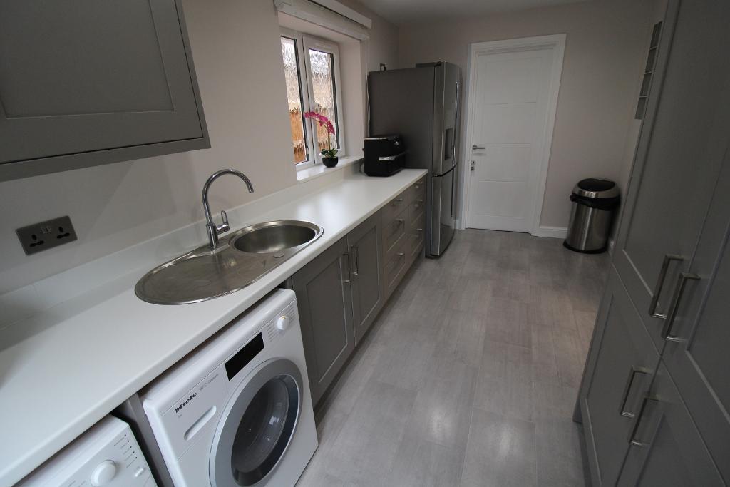 House in Milton Keynes, West Bletchley - More