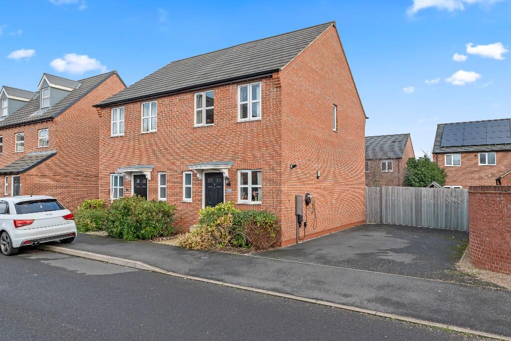 Main image of property: Hewett Street, Warsop Vale, NG20