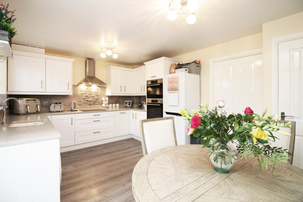 Fishermans Way,  Fleetwood, FY7 photo 4