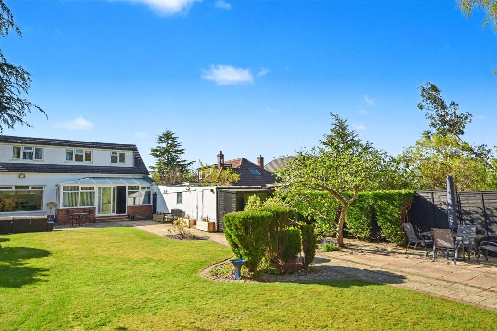 Main image of property: Heathfield, Leeds, West Yorkshire