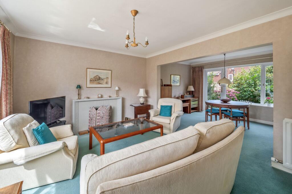 House in Stockport, Prestbury - View 4