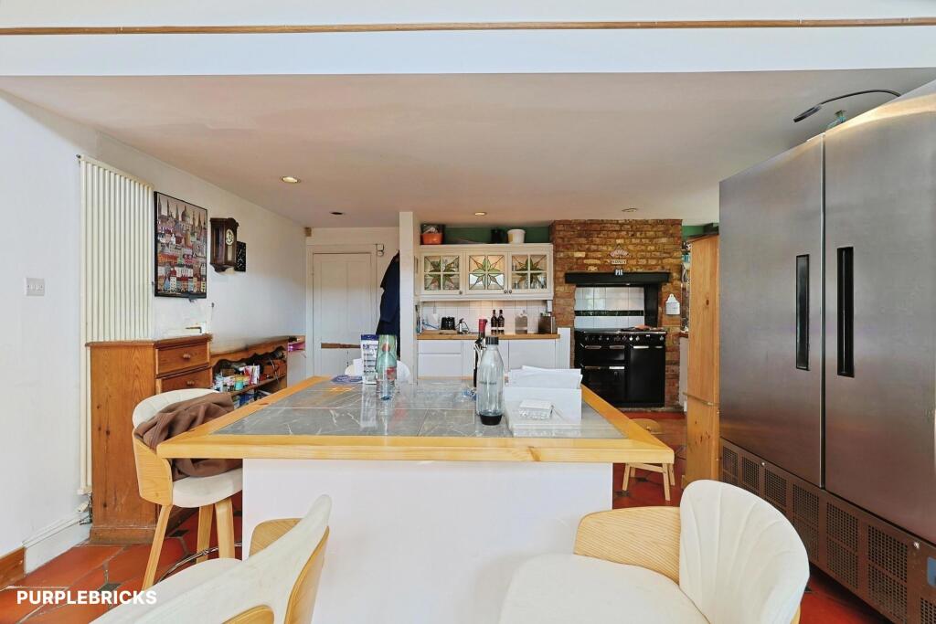 House in London - View 4