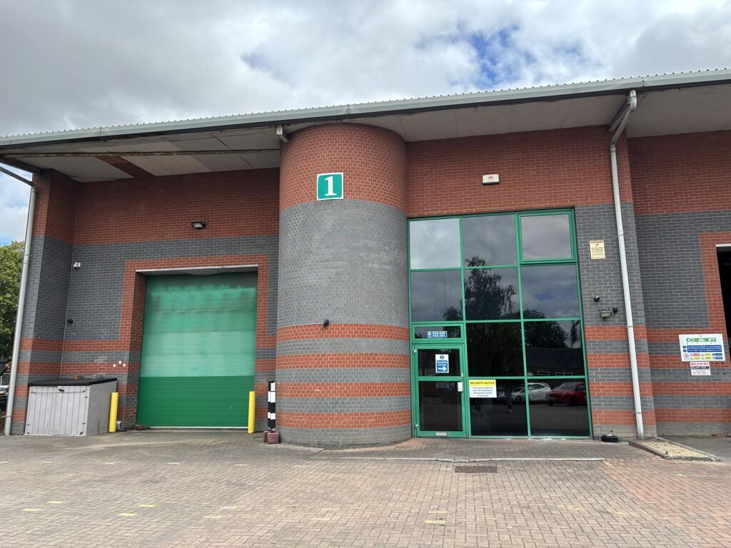 Photo 1