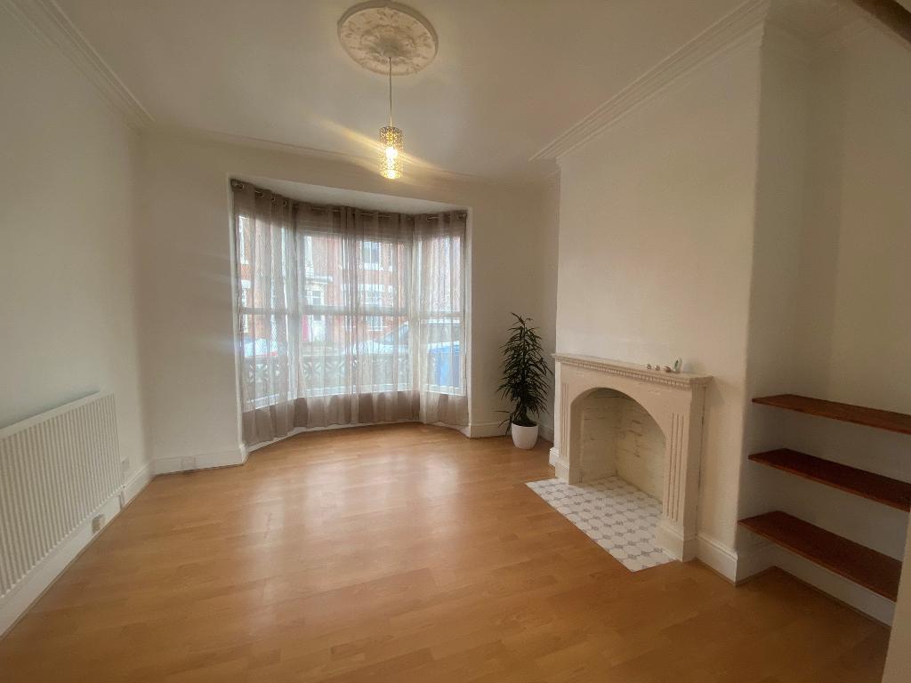 House in Hull, Kingston upon Hull - More