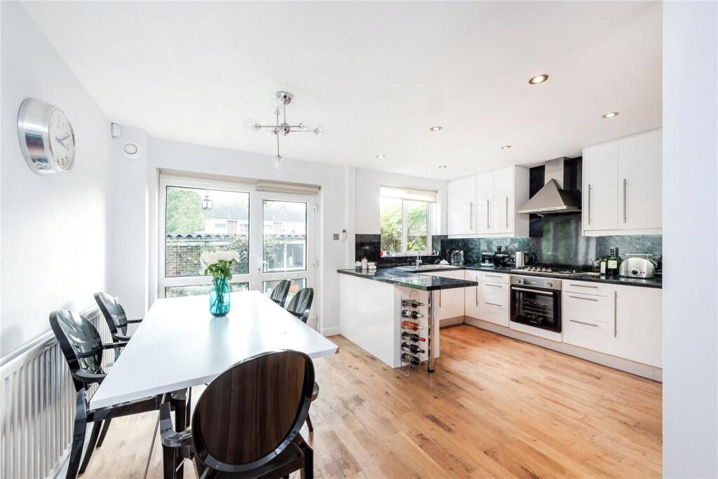 House in London - View 5