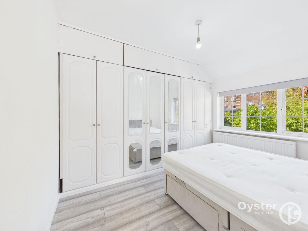House in Harrow - View 4