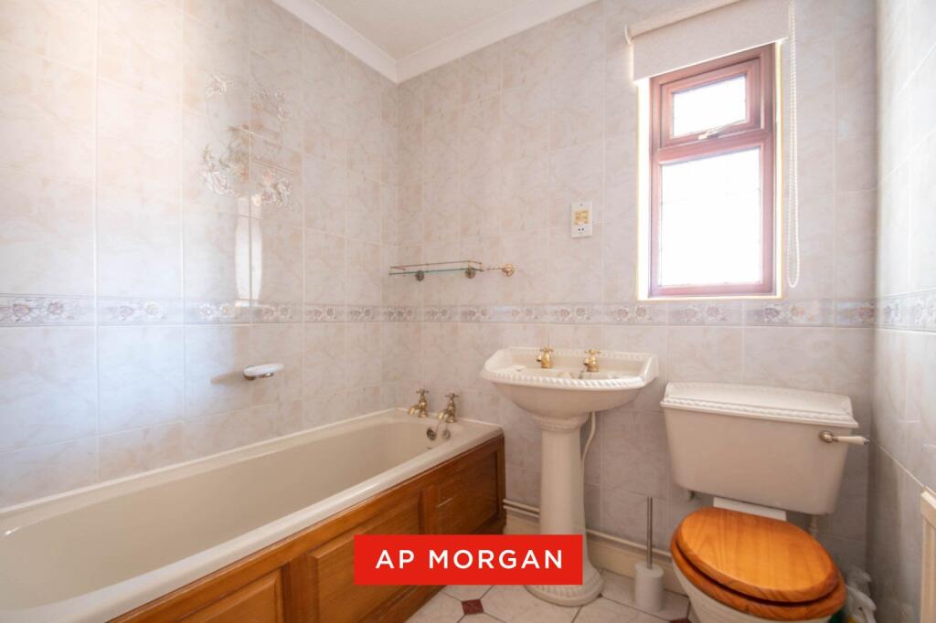 Additional image 6 of Higgs Field Crescent, Cradley Heath, West Midlands, B64