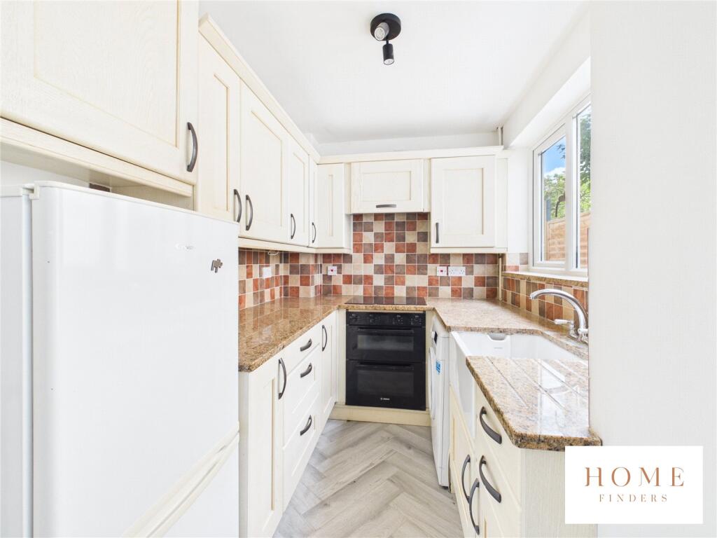 House in Swindon - View 4