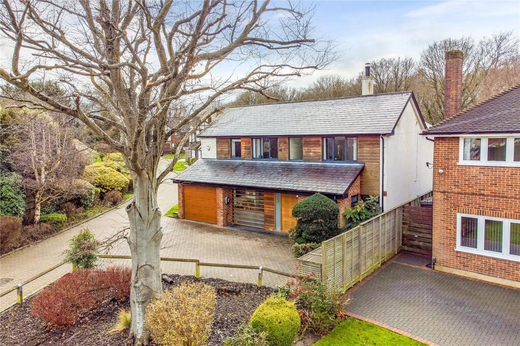 Main image of property: Gatesden Road, Fetcham, Leatherhead, Surrey, KT22