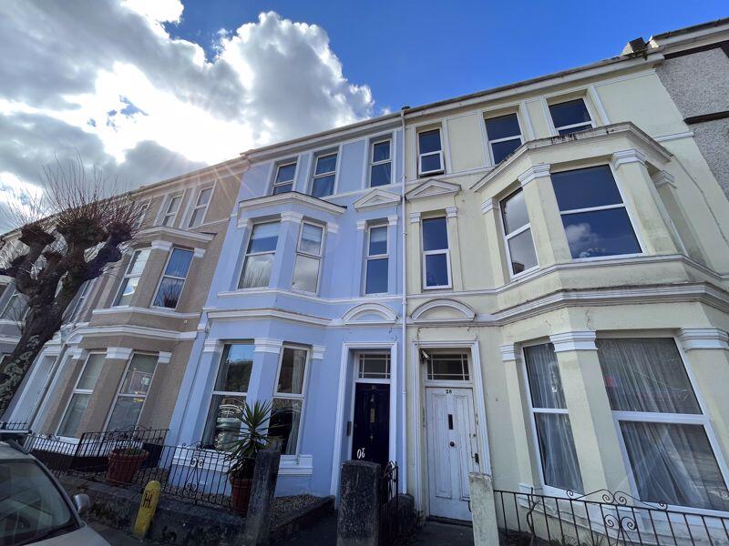 Main image of property: Pier Street West Hoe - One Bed GFF Flat, PL1 3BT