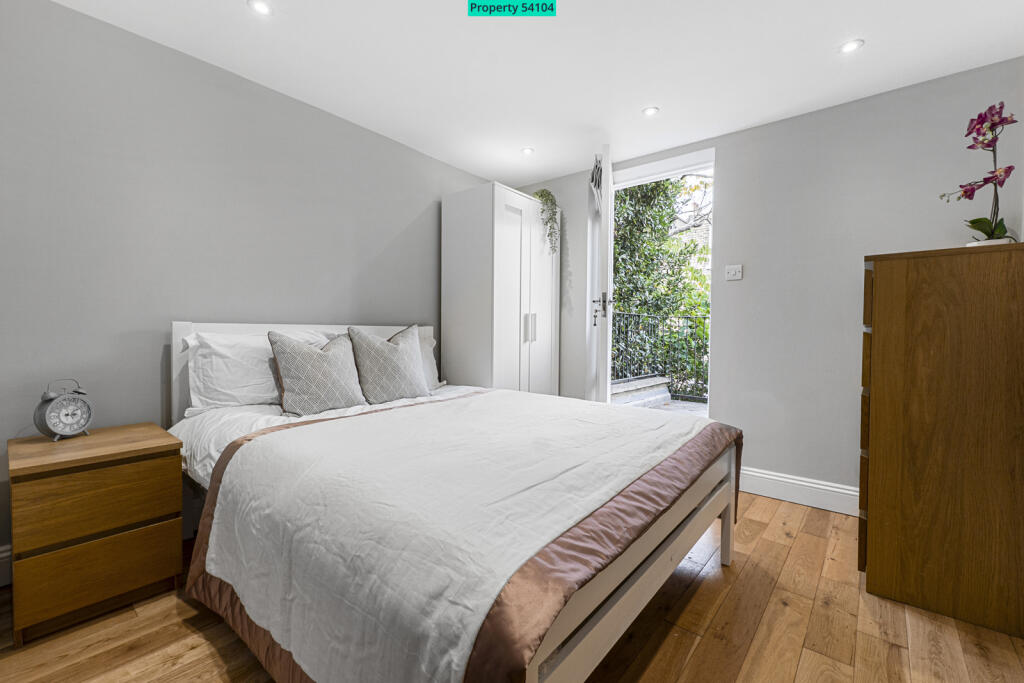 Apartment in London - View 2