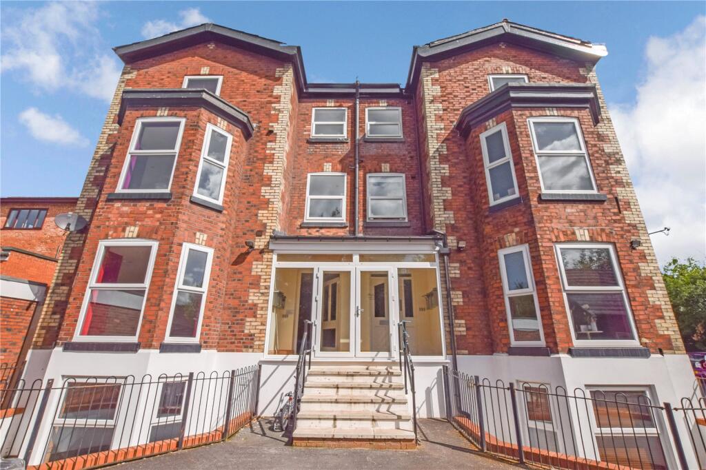 Main image of property: Bridgenorth Avenue, Urmston, Manchester, Greater Manchester, M41