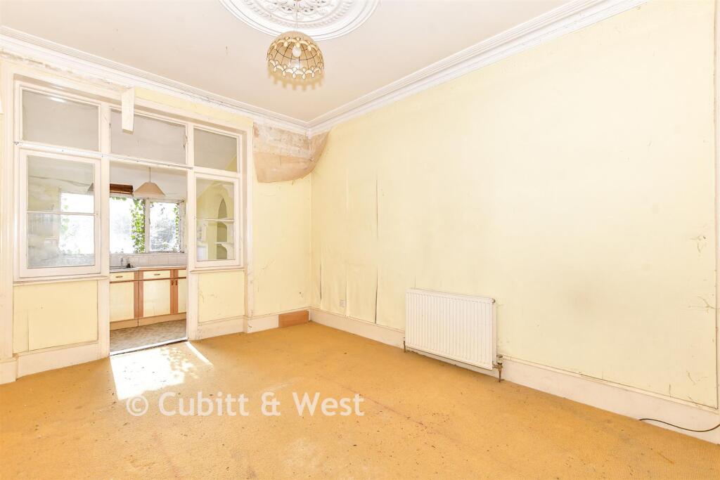 Oriel Road, North End, Portsmouth, Hampshire - View 3