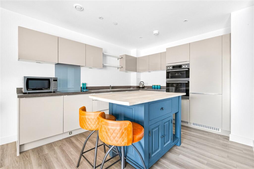 Apartment in London, Higham Hill - More