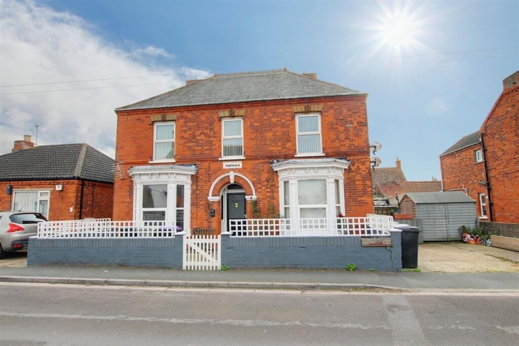 Main image of property: 3 Park Road East, Sutton on Sea, LN12