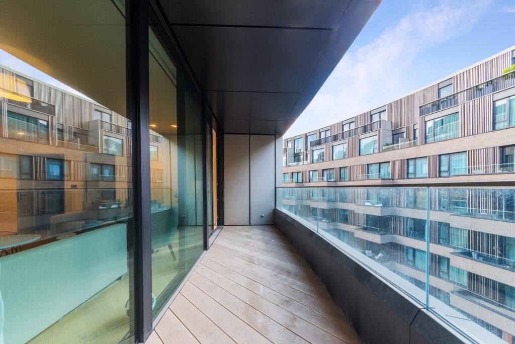 House in London - More