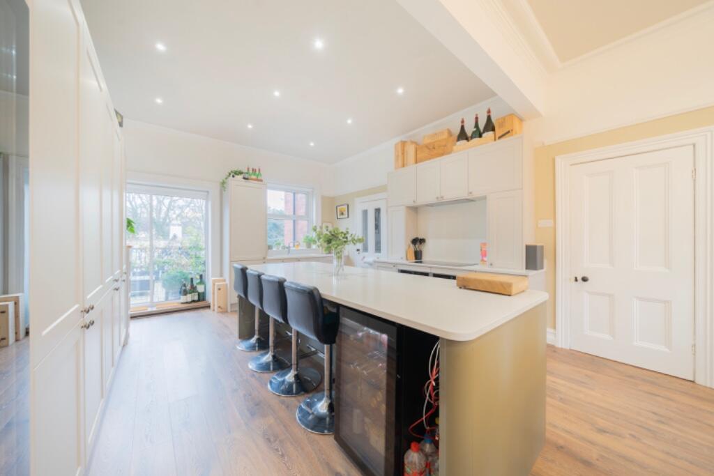 The Oatlands, CH48 - View 5
