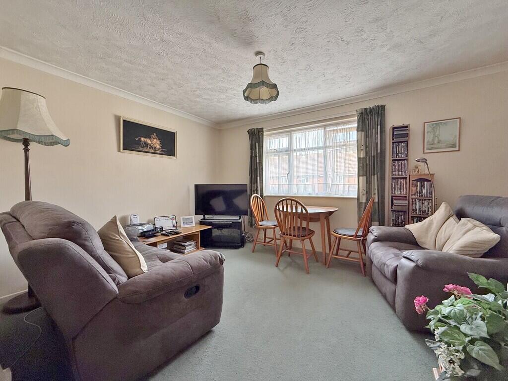 Kirtley Close, Drayton photo 2