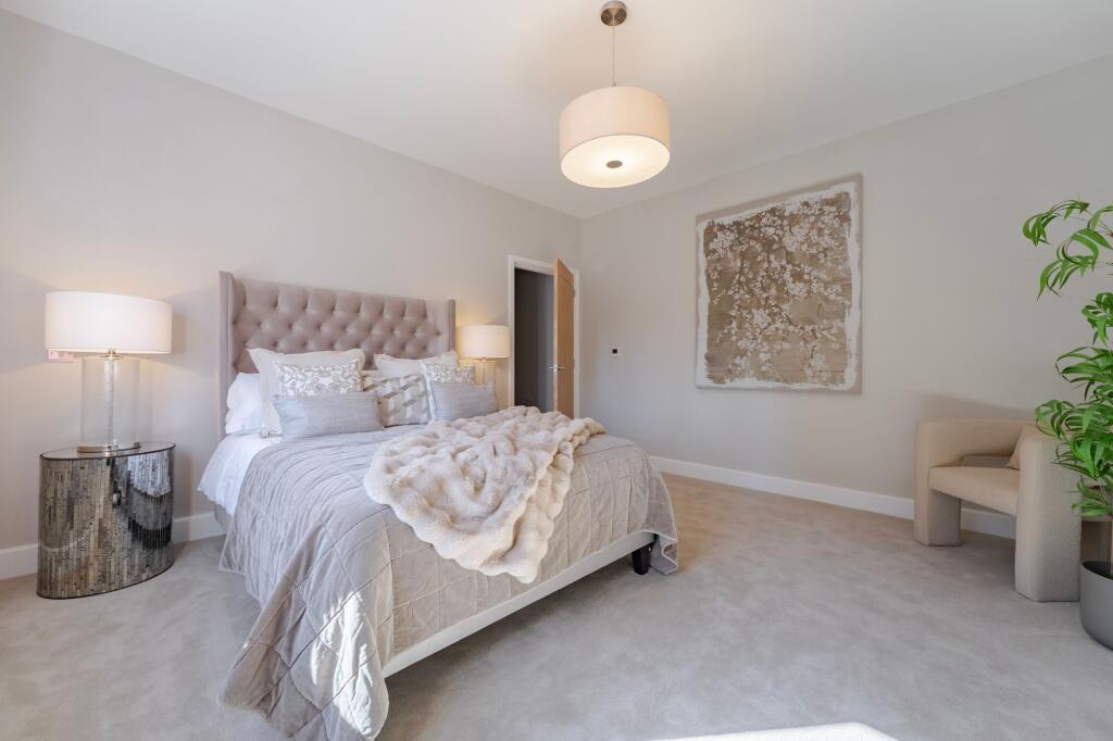 House in Ipswich - View 4