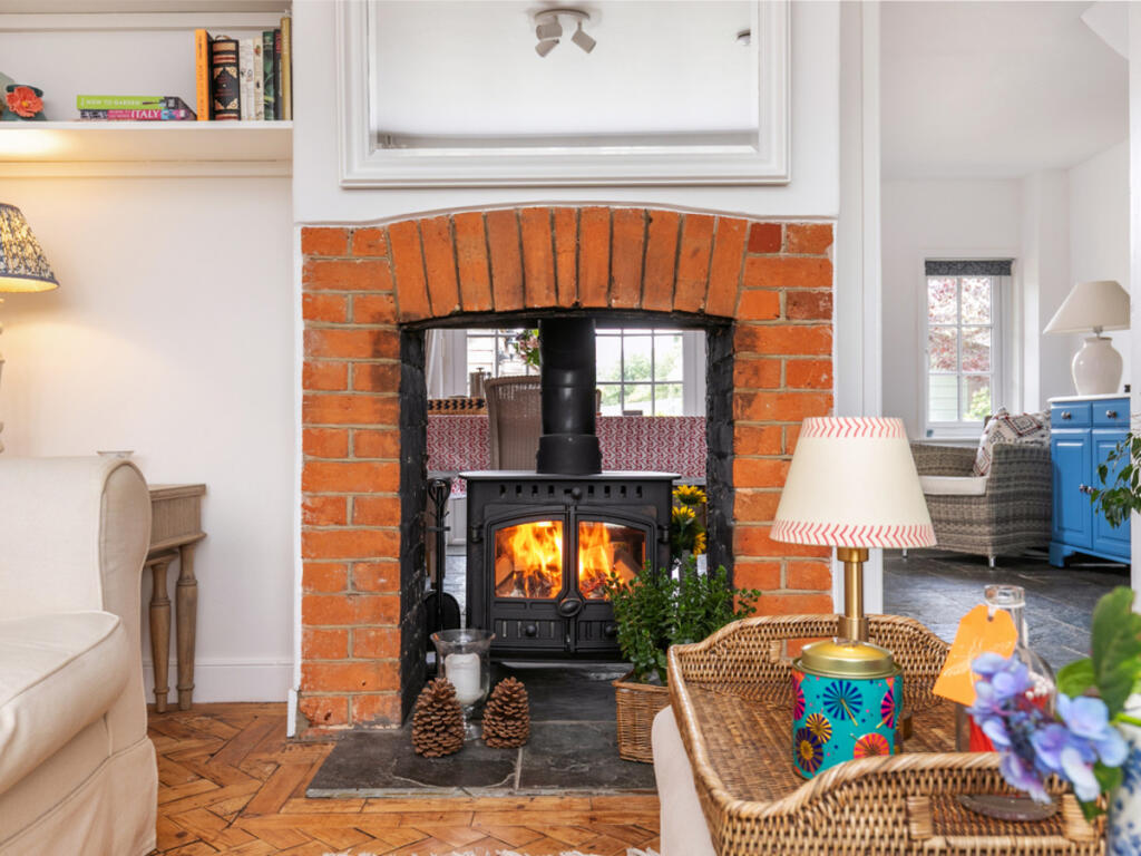 Ibworth Lane, Hannington, RG26 photo 4