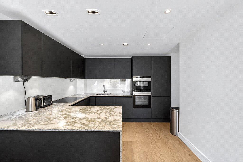 Apartment in London - View 3