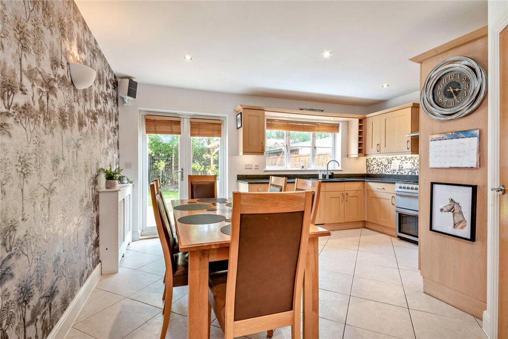 4-bed detached on 44, Hermitage Green, Hermitage, Thatcham, Berkshire, RG18, £665,000