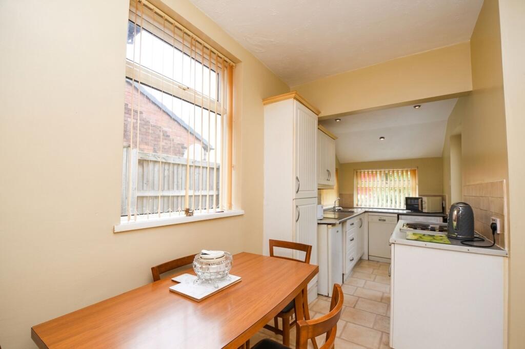 House in Salford, Greater Manchester - View 4