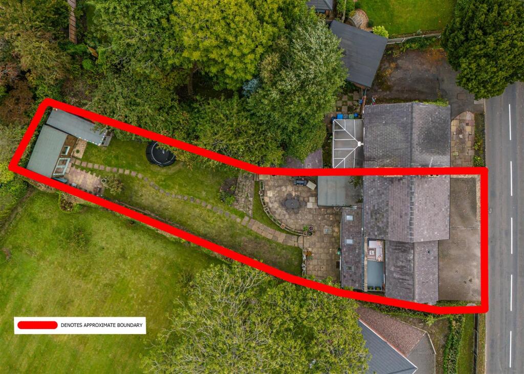 Glenhurst, 68 Suckling Green Lane, Codsall, Wolverhampton, WV8 2BY photo 3