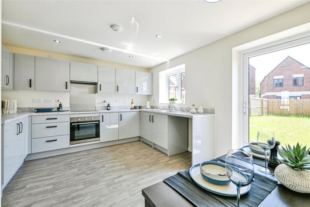 House in Nottingham, Nottinghamshire - View 3