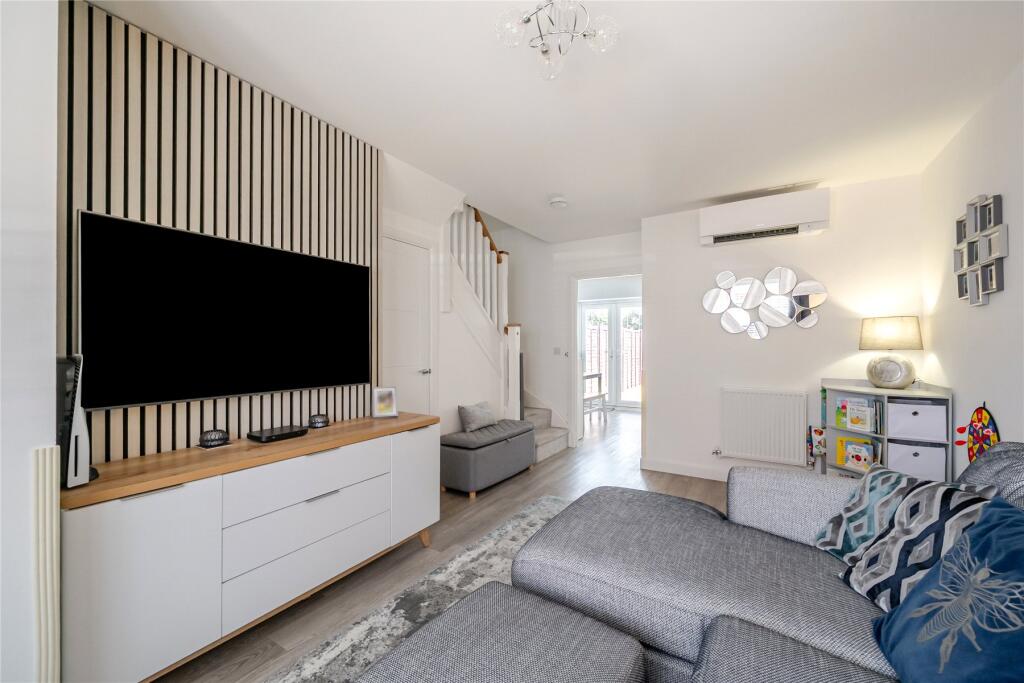House in Guildford, Send - More